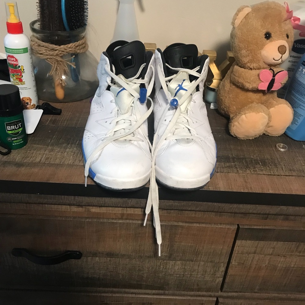 Air Jordan Retro 6 Sport Blue